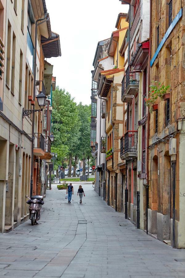El ñeru Oviedo